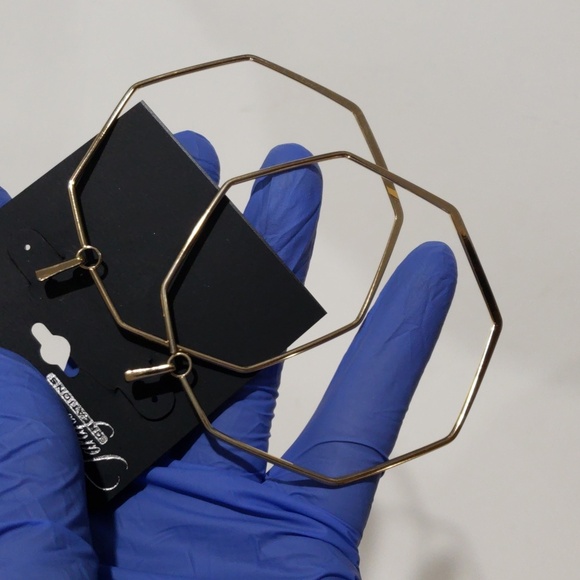 Bold Gold-Tone Geometric Octagon Hoop Earrings – 3" Statement Hoops for Women - Picture 8 of 8